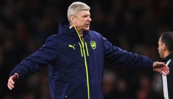 Arsenal vs Stoke: Gunners keen to keep home fans happy