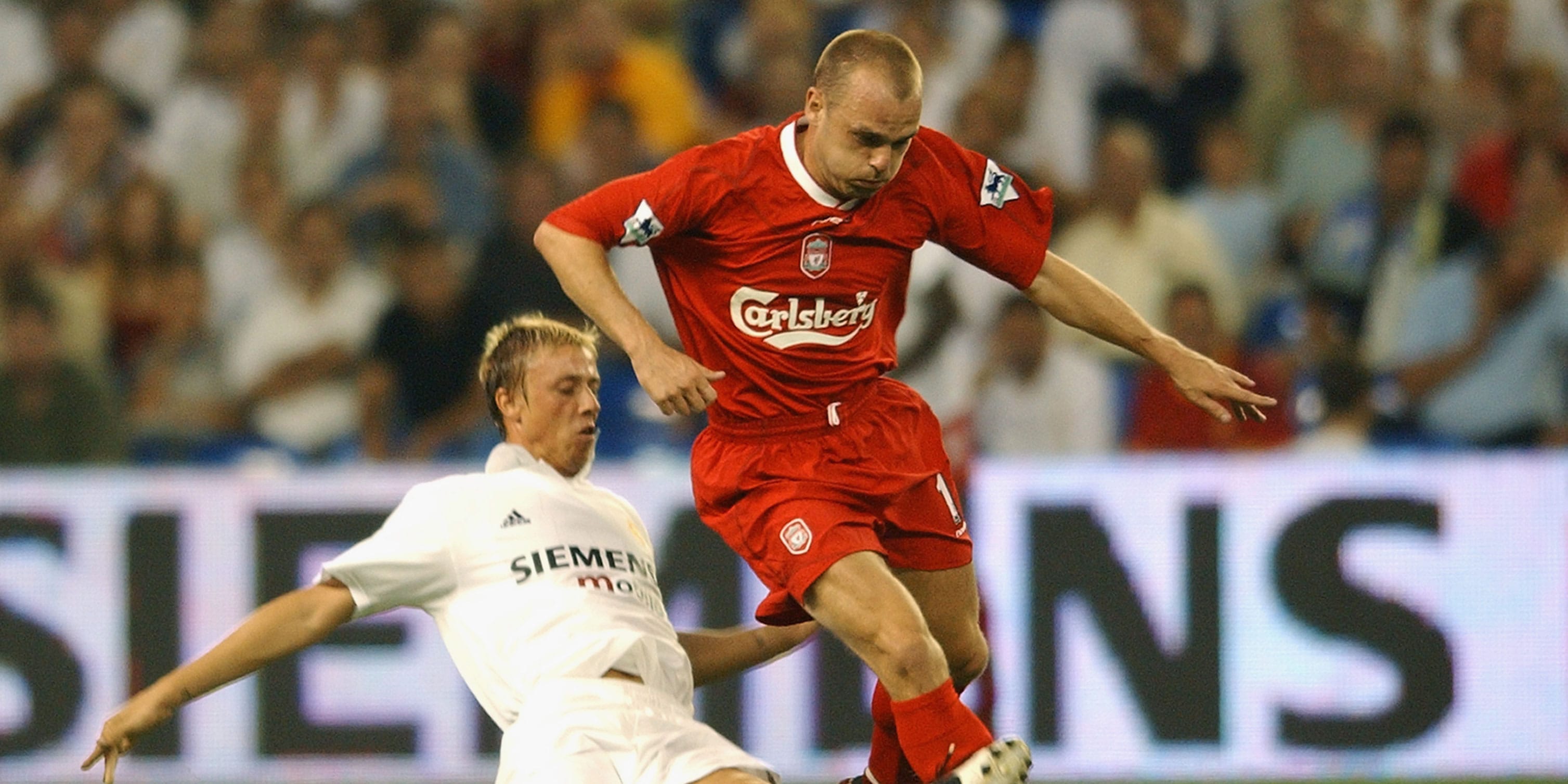 Danny Murphy in action for Liverpool