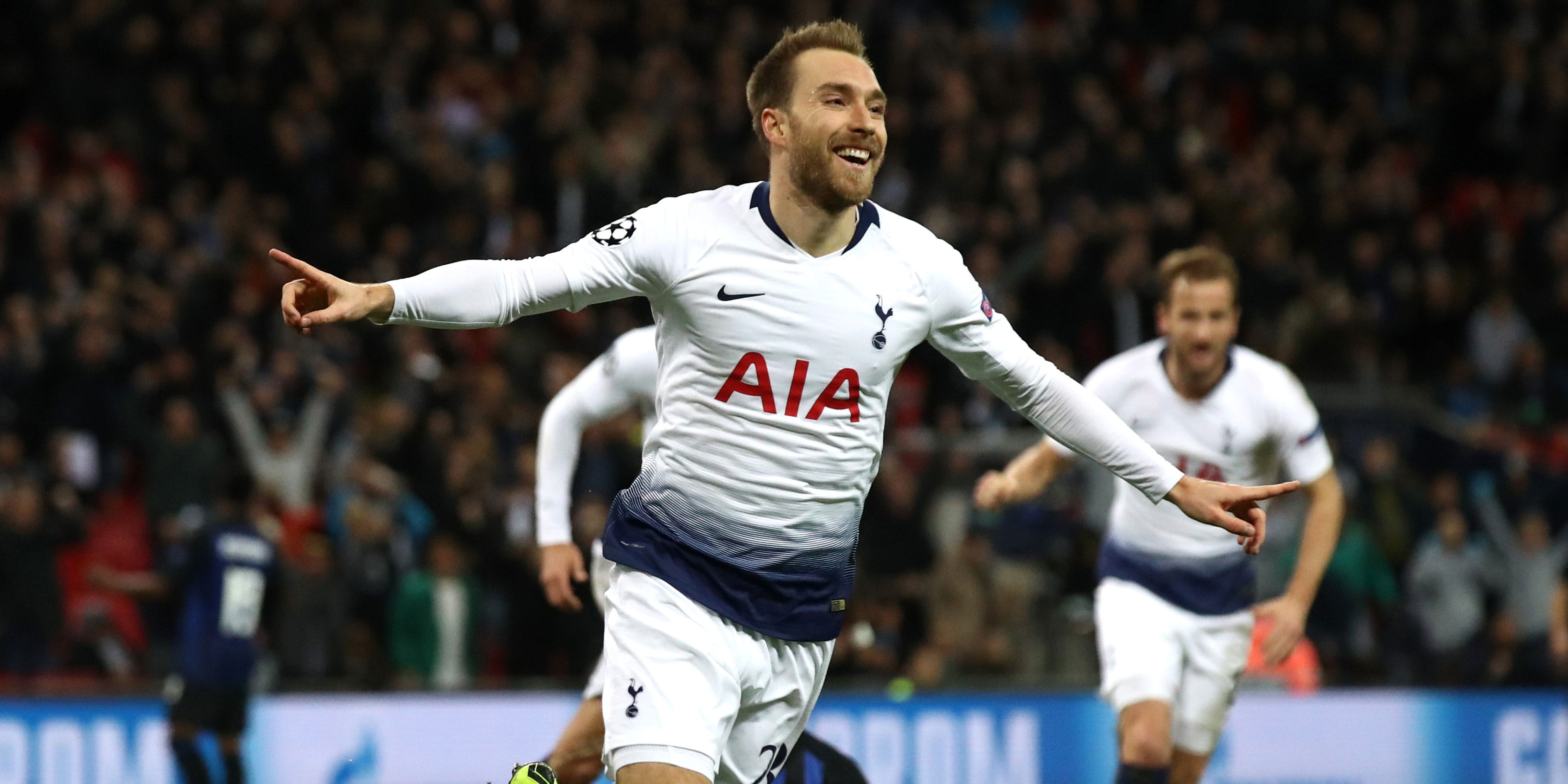 Christian eriksen celebrates scoring a goal for Tottenham